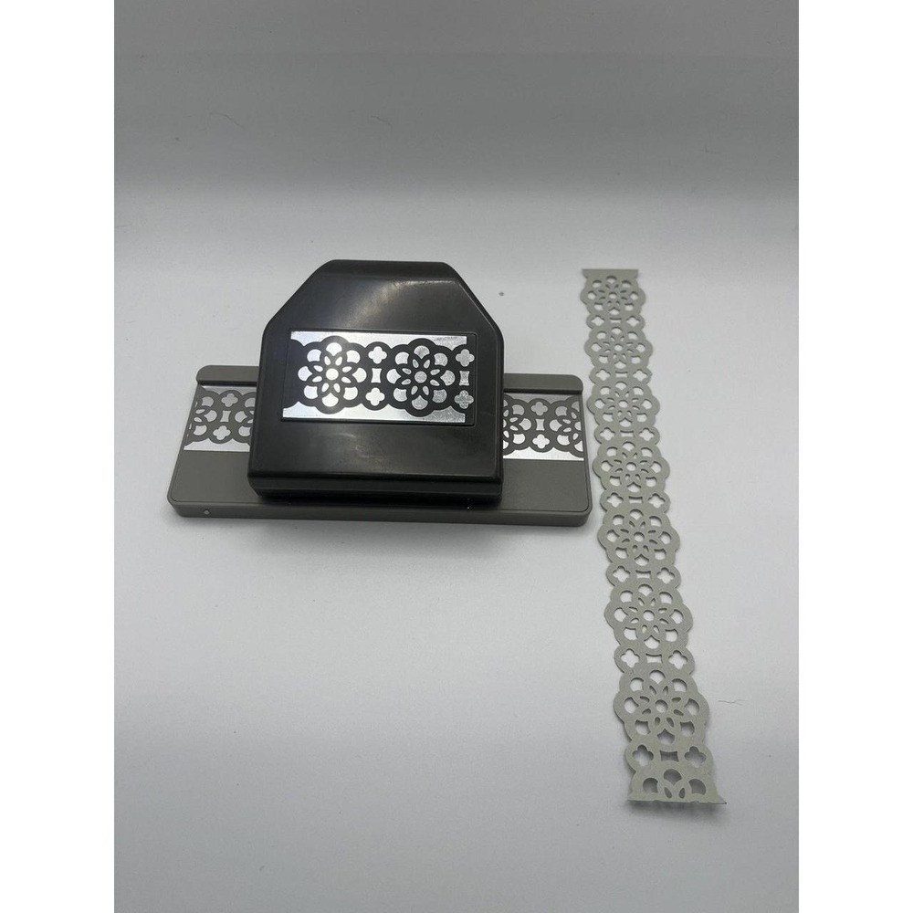 Stampin Up Large Border Lace Ribbon Punch Retired Paper Craft Scrapbook Tool